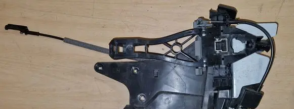 Volvo V70 Rear door lock 31253679
