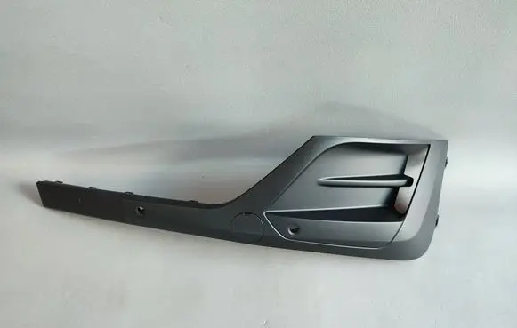 Renault Trafic III (X82) Front bumper corner part panel trim 263310842R 084742