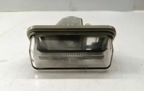 Toyota Avensis T250 Number plate light 8127105040 01490