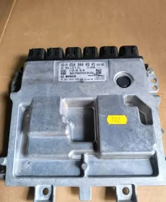 Glow plug pre-heat relay