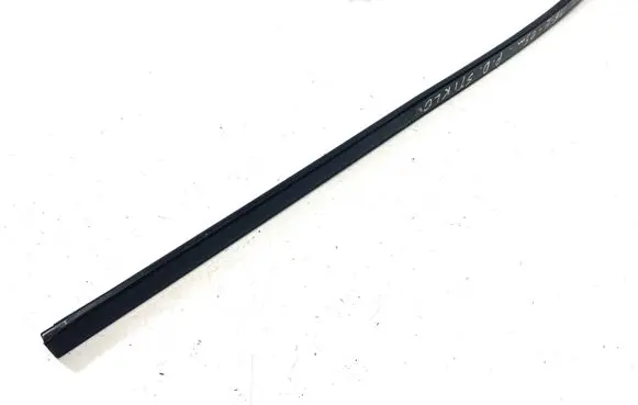Mercedes-Benz E W211 Windshield trim A2116900498
