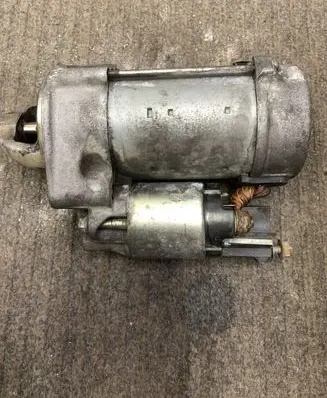 Mercedes-Benz Sprinter W906 Starter motor A6519060026 4280005511