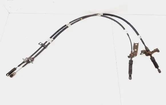 Gear shift cable linkage