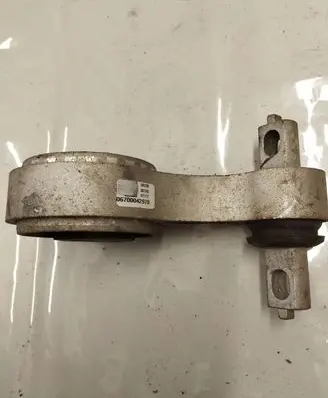 Maserati Levante Engine mount bracket 06700042970