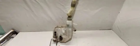 Mercedes-Benz ML W166 Windshield washer fluid reservoir/tank