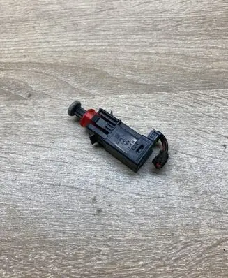 Opel Vectra C Brake pedal sensor switch 13178792