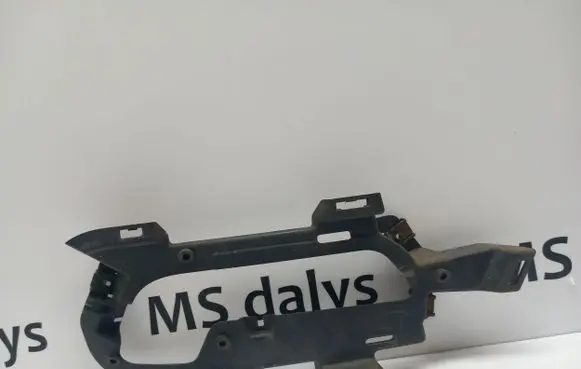 Mercedes-Benz E W212 Front bumper lower grill A2128851053 2128851053