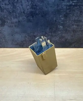 BMW 5 E60 E61 Window control relay 61368384505 V23141B3001X15