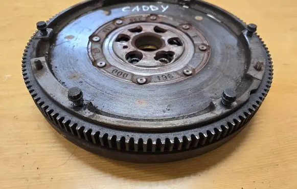 Volkswagen Caddy Flywheel 1965330A5N000