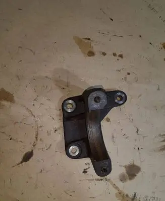 Volvo XC70 Driveshaft support bearing bracket 742015