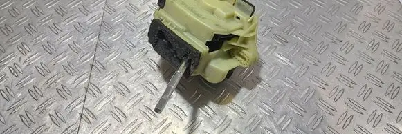 Mercedes-Benz C W203 Gear shifter/selector A2032675524 031681478