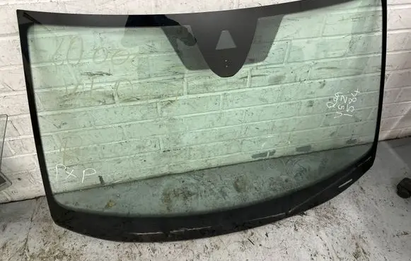 Volkswagen T-Cross Front windscreen/windshield window 