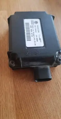 Audi A4 S4 B6 8E 8H Garage door switch 8E0909511A H01S0002