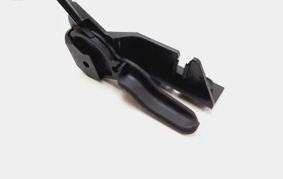 Opel Corsa D Engine bonnet (hood) release handle 13186909 511697042