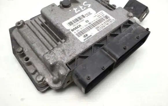 Hyundai Santa Fe Engine control unit/module 3911327825 3911627825 0281013584