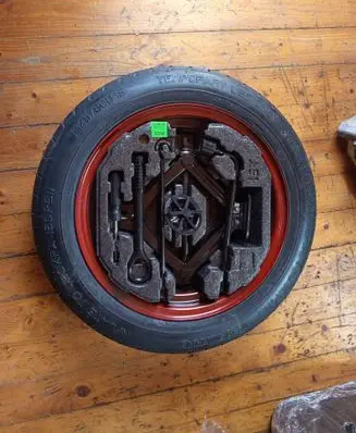 KIA Niro R15 spare wheel 
