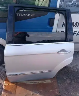 Ford Galaxy Rear door