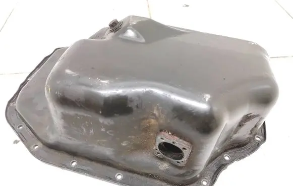 Toyota Avensis T250 Oil sump