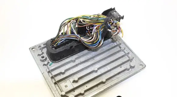 Ford Ka Engine control unit/module 5S5112A650CC