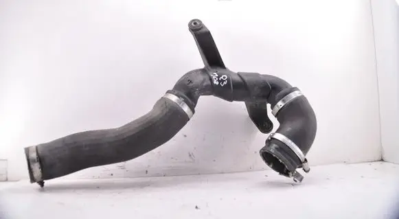 Audi Q3 8U Intercooler hose/pipe 5N0145762BC 5N0145834L
