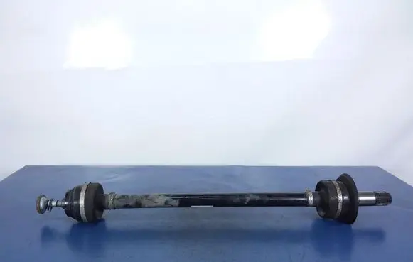 BMW 7 G11 G12 Rear driveshaft 8639466