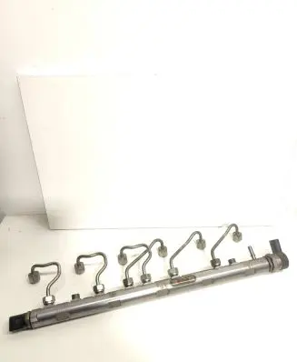 BMW 5 F10 F11 Fuel main line pipe 7800124 0445216031 1190695