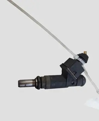 BMW 3 E46 Fuel injector 7506158
