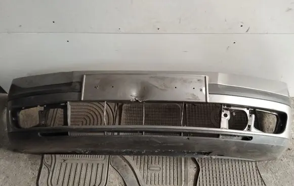 Skoda Octavia Mk2 (1Z) Front bumper
