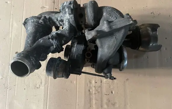 Mercedes-Benz E W212 Turbo A6510906780 53041019079