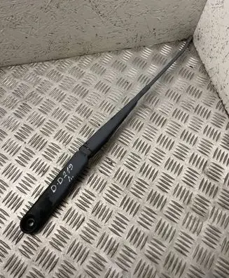 Dodge Durango II Front wiper blade arm 24025608