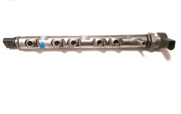 BMW 1 F20 F21 Fuel main line pipe 0281002949 207180721631 0281002948