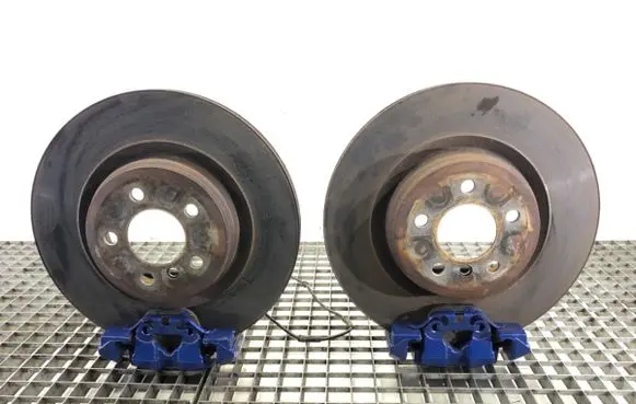 Rear brake caliper