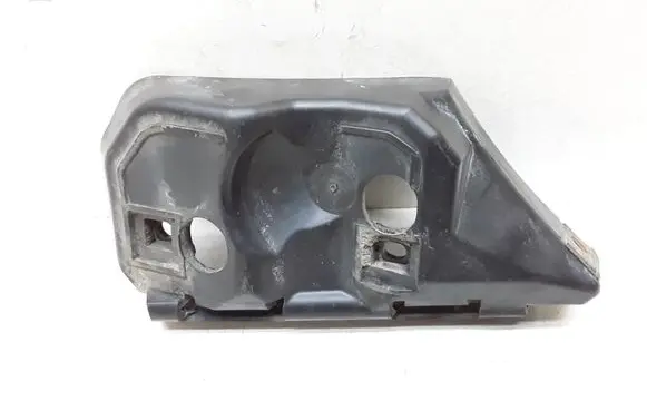 Volvo V50 Front bumper mounting bracket 30655874