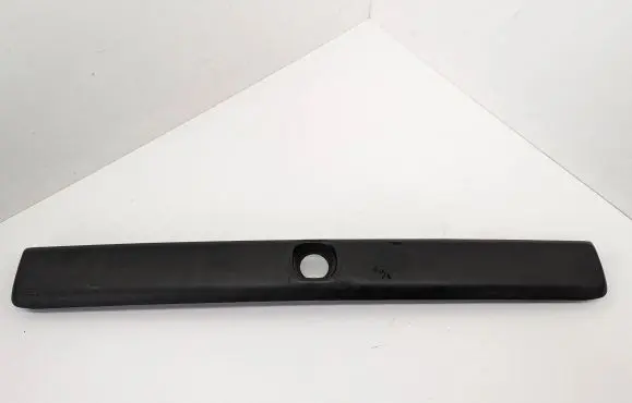 Ford Sierra Trunk door license plate light bar 83BBN43404AA 032355