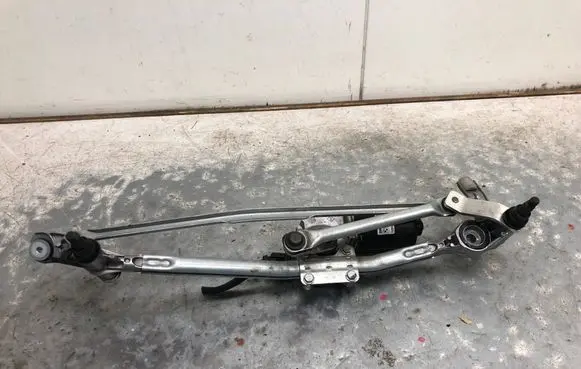 BMW 3 E90 E91 Front wiper linkage and motor 7161711BILI 7161711 6978263