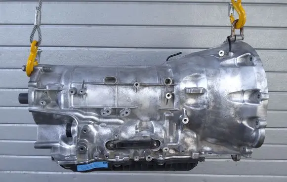 Land Rover Defender Automatic gearbox LPLA7000AB 8HP76X LR125283