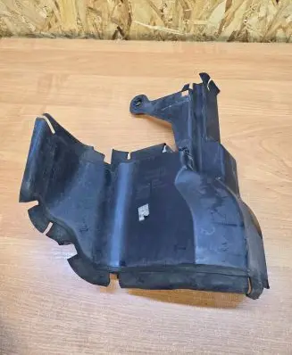 Volvo V70 Intercooler air guide/duct channel 30678190 M0N7A