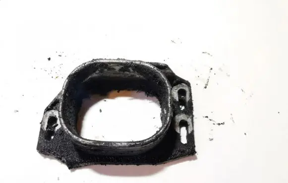 Volkswagen PASSAT B5 Engine mounting bracket