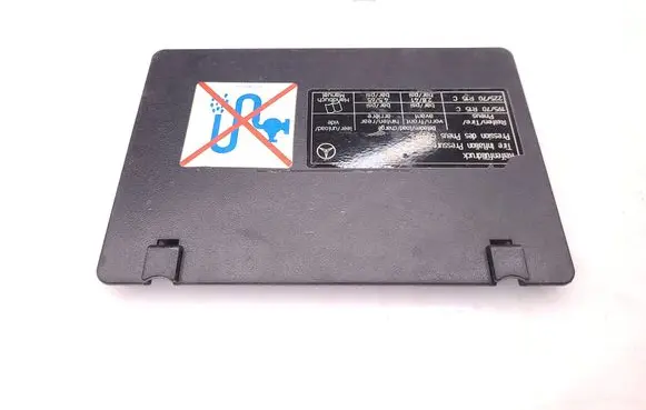 Mercedes-Benz Sprinter W901 W902 W903 W904 Fuse box cover 9015450103
