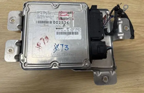 BMW 5 E60 E61 Steering rack control module 1277022056