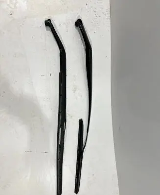 KIA Niro Front wiper blade arm