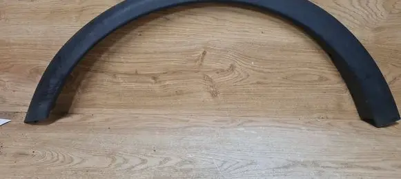 Volvo C30 Front arch trim 31283124
