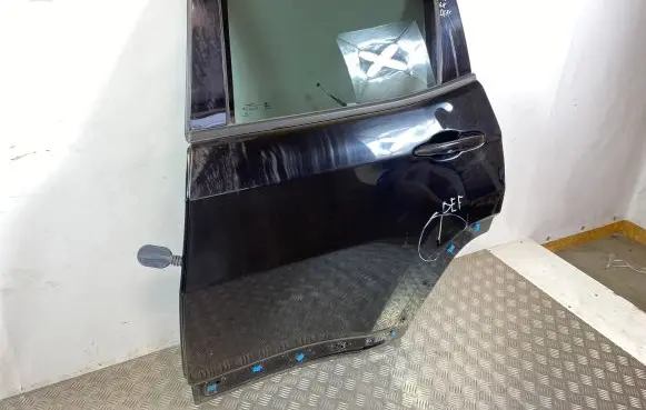 Jeep Compass Rear door