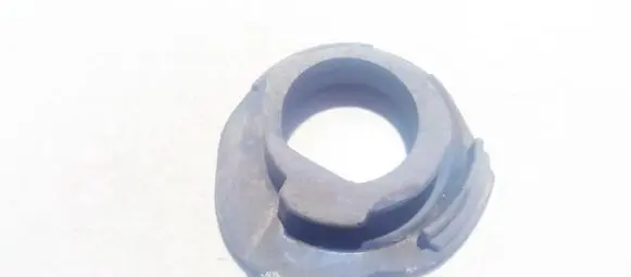 Honda Insight Front coil spring rubber mount 