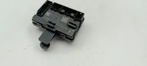Audi A4 S4 B9 8W Door control unit/module 8W0959592M