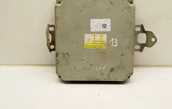 Subaru Impreza I Engine control unit/module 22611AF403