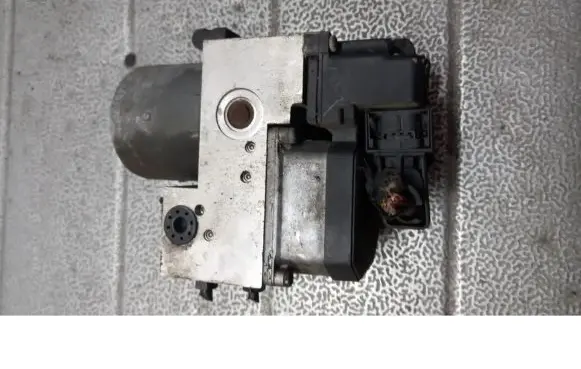 Audi A6 S6 C5 4B ABS Pump