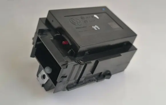 Volkswagen PASSAT B6 Ignition lock 3C0905843 11601943910000 33303401