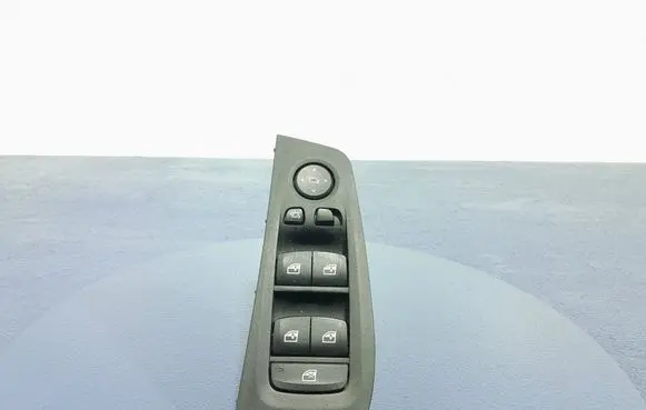 BMW 1 F40 Electric window control switch 7948785