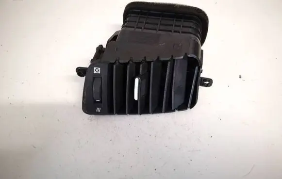 Chevrolet Captiva Dash center air vent grill adx02